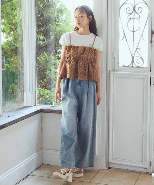 earth music&ecology(アースミュージックアンドエコロジー)の「キラキラフラワー刺繍ビスチェ(ベスト・レディース・ブラック/ブラウン/アイボリー・FREE)」の9枚目の写真