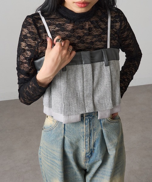 MAGASIN DE MODE Onjna(マガジンデモードオンジェナ )の「【MAGASIN DE MODE Onjna】バリアスパターンビスチェ ツイード フェイクレザー trc(キャミソール・レディース・ブラウン/ブラック/グレー・FREE)」の5枚目の写真