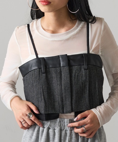 MAGASIN DE MODE Onjna(マガジンデモードオンジェナ )の「【MAGASIN DE MODE Onjna】バリアスパターンビスチェ ツイード フェイクレザー trc(キャミソール・レディース・ブラウン/ブラック/グレー・FREE)」の11枚目の写真