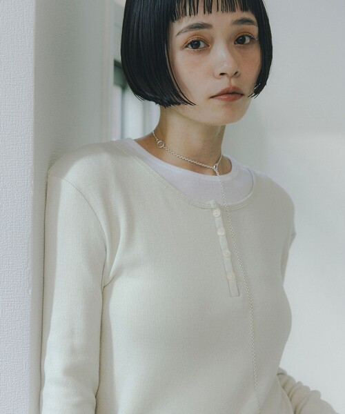 CAROLINA GLASER(カロリナ グレイサー)の「Mai / アンサンブル カットソー(Tシャツ/カットソー・レディース・ホワイト系その他5/グレー・ONE SIZE)」の19枚目の写真