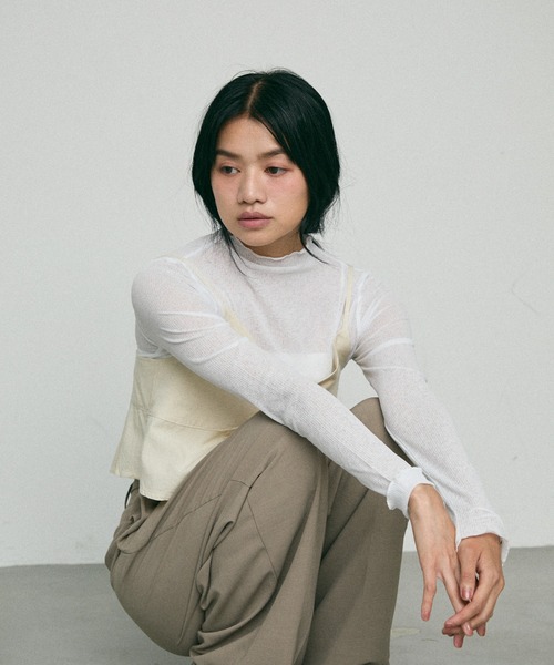 NUJOH（ヌゾ）の「Sheer Rib High Neck Top / シアーリブハイネックトップス（Tシャツ/カットソー・レディース・ブラック/アイボリー・FREE）」の16枚目の写真