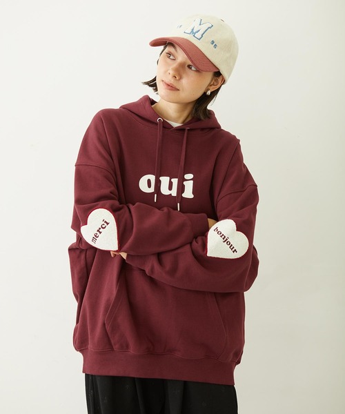 MILKFED.（ミルクフェド）の「HEART ELBOW PATCH SWEAT HOODIE（パーカー・レディース・オフホワイト/ブラック/バーガンディー・M/L）」の4枚目の写真