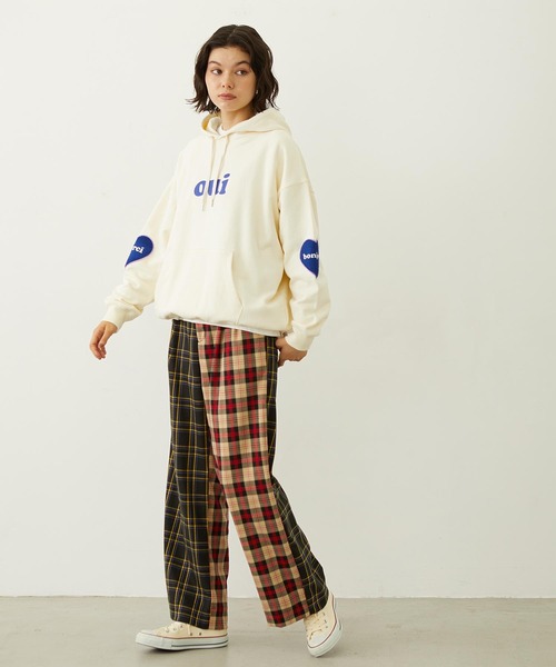 MILKFED.（ミルクフェド）の「HEART ELBOW PATCH SWEAT HOODIE（パーカー・レディース・オフホワイト/ブラック/バーガンディー・M/L）」の22枚目の写真