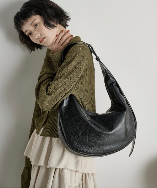 ハーフムーンワンショルダーバッグ（ショルダーバッグ）｜THE