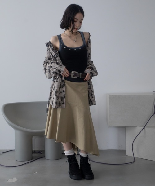 VACANCY(ヴァカンシー)の「スプレー配色カップ付きタンク(Tシャツ/カットソー・レディース・ブラック/ホワイト/レッド・FREE)」の15枚目の写真