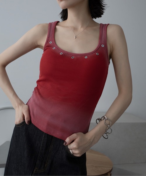 VACANCY(ヴァカンシー)の「スプレー配色カップ付きタンク(Tシャツ/カットソー・レディース・ブラック/ホワイト/レッド・FREE)」の11枚目の写真