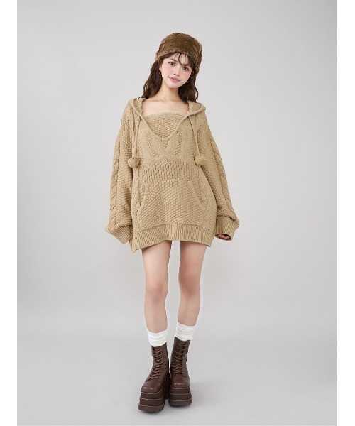 Darich（ダーリッチ）の「ケーブルDDロゴVネックニットフーディ