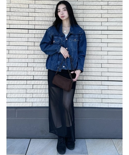 GAP(ギャップ)の「ヴィーガンスエード バレルバッグ(ショルダーバッグ・レディース・ブラウン・ONE SIZE)」の7枚目の写真