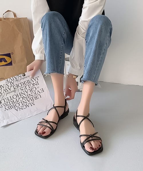 blackdia ocean(ブラックダイヤオーシャン)の「blackdia ocean ストラップサンダル(サンダル・レディース・ブラック・22.5cm/23.0cm/23.5cm/24.0cm/24.5cm/25.0cm)」の4枚目の写真