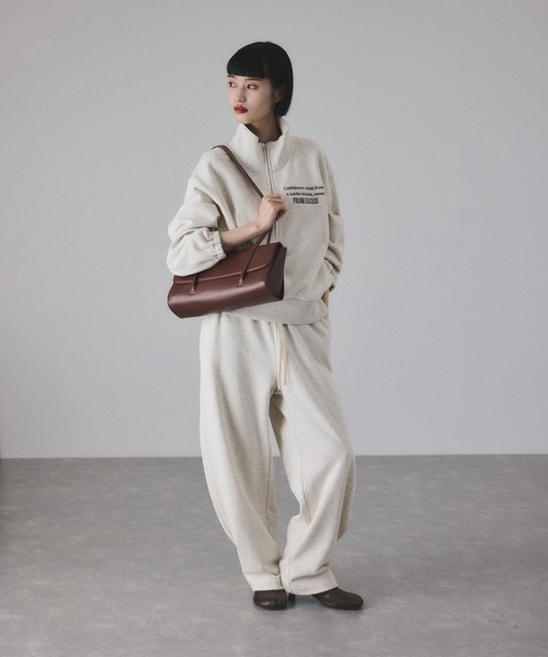 ADAM ET ROPE'（アダムエロペ）の「【サステナブル】ハーフジップスウェット（スウェット・レディース・ホワイト系その他7/グレー・FREE）」の6枚目の写真