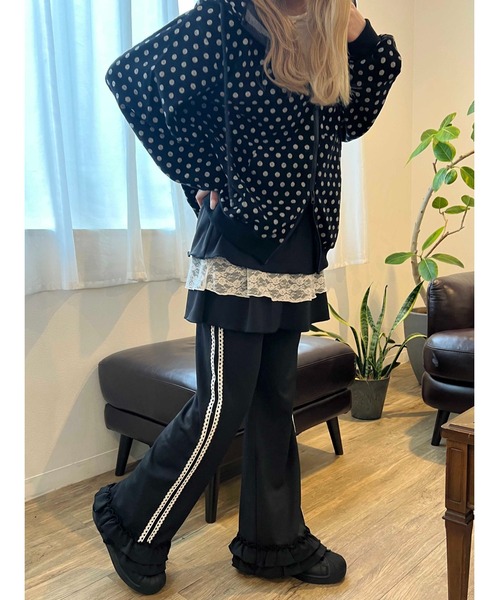 WC（ダブル シー）の「《セットアップ対応◎》スカートレイヤードトラックパンツ（その他パンツ・レディース・グレー/ブラック/ブラウン・FREE）」の5枚目の写真