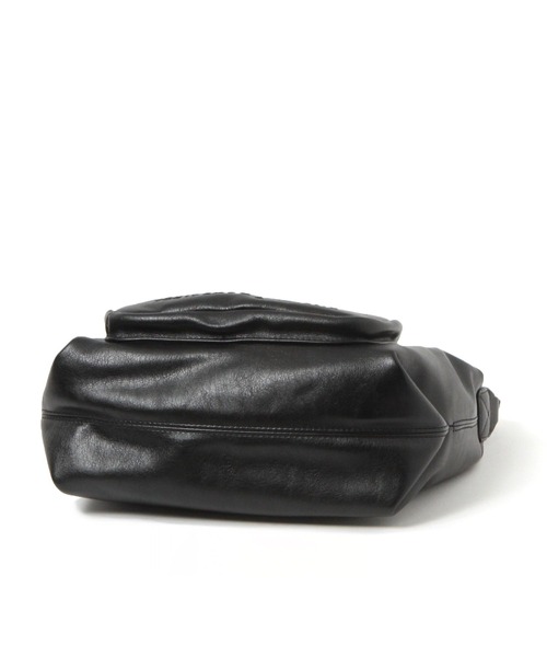 studio CLIP（スタディオクリップ）の「フロントポケットショルダーバッグ（ショルダーバッグ・レディース・ブラック/アイボリー/ブラウン・FREE）」の8枚目の写真