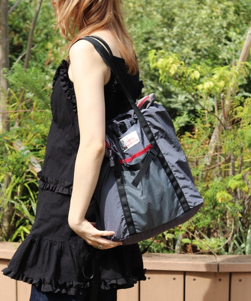 Caribou（カリブー）の「【CARIBOU MOUNTAINEERING/カリブーマウンテニアリング】2WAY/トートバッグ/リュック/バッグパック/A4サイズ収納可能【WEB限定】（トートバッグ・レディース・ベージュ/グレー・FREE）」の5枚目の写真