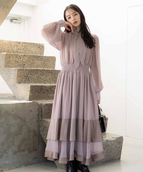 NOELA(ノエラ)の「シアーサテンコンビワンピース(ワンピース・レディース・ライトグレー/ベージュ/ブラウン・S/M)」の1枚目の写真