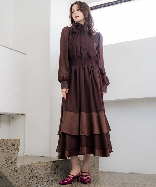 NOELA(ノエラ)の「シアーサテンコンビワンピース(ワンピース・レディース・ライトグレー/ベージュ/ブラウン・S/M)」の14枚目の写真