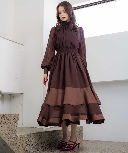 NOELA(ノエラ)の「シアーサテンコンビワンピース(ワンピース・レディース・ライトグレー/ベージュ/ブラウン・S/M)」の15枚目の写真