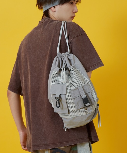 improves（インプローブス）の「ユーティリティ メッシュ ポケット ナップサック（バックパック/リュック・メンズ・ブラック/グレー・FREE）」の10枚目の写真