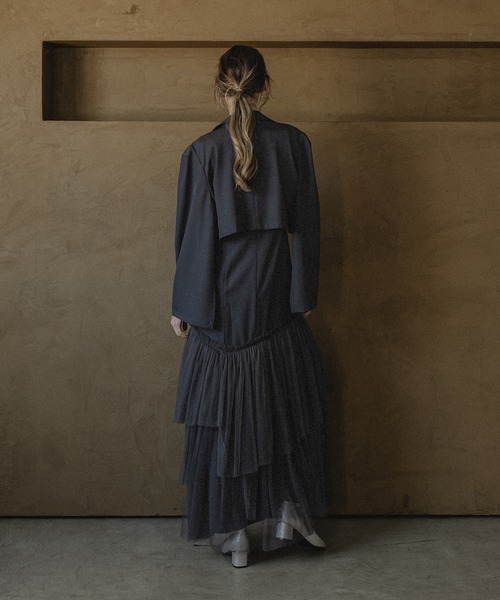 et.UNiVER(エトユニベール)の「Layered tulle dress(ドレス・レディース・カーキブラウン/ブルー/ブラック・SMALL/MEDIUM/LARGE)」の13枚目の写真