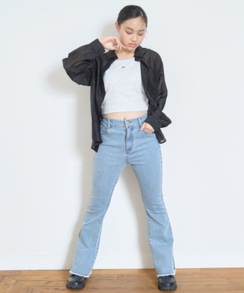 LOVETOXIC(ラブトキシック)の「【LTXC】デニム2WAYオールインワン(つなぎ/オールインワン・キッズ・ブルー/ブラック・M:150cm/L:160cm/S:140cm/130cm)」の6枚目の写真