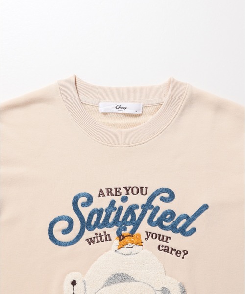Disney(ディズニー)の「【DISNEY/ディズニー】ミッキーマウス・ベイマックス 裏毛サガラ刺繍スウェット(BOXシルエット)(スウェット・レディース・ダークグレー/ダークグリーン/オレンジ/ベージュ・LARGE/MEDIUM)」の19枚目の写真