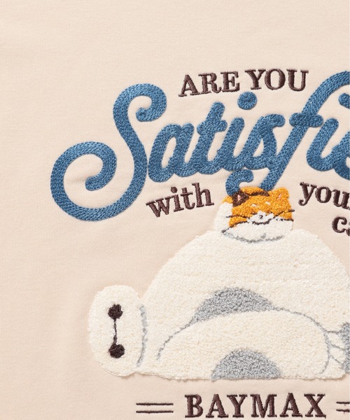 Disney(ディズニー)の「【DISNEY/ディズニー】ミッキーマウス・ベイマックス 裏毛サガラ刺繍スウェット(BOXシルエット)(スウェット・レディース・ダークグレー/ダークグリーン/オレンジ/ベージュ・LARGE/MEDIUM)」の15枚目の写真