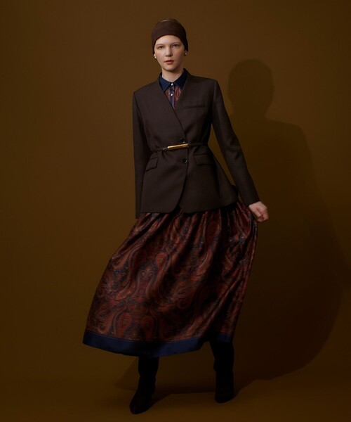 AMBOISE（アンボワーズ）の「【ATELIER AMBOISE(アトリエ アンボワーズ)】リバーシブルメタルバーバックルベルト（ベルト・レディース・ブラウン系その他・FREE）」の2枚目の写真