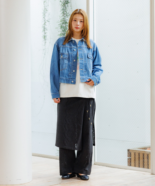 Rouge vif la cle(ルージュヴィフラクレ)の「【Le Melange/ル・メランジュ】80ozデニムジャケット/#8543801/デニム/ジャケット/ショート丈【WEB限定】(ブルゾン・レディース・インディゴブルー/ライトブルー・フリー)」の4枚目の写真