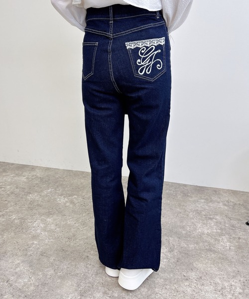 WEB限定】ポケット刺繍フレアデニムパンツ（デニムパンツ）｜INGNI