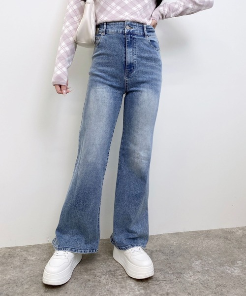 INGNI(イング)の「【WEB限定】ポケット刺繍フレアデニムパンツ(デニムパンツ・レディース・インディゴブルー/ブルー系その他/グレー・M/S)」の6枚目の写真