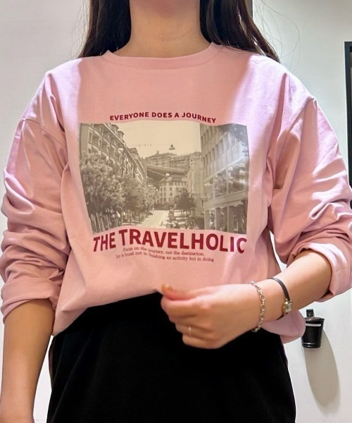 Right-on(ライトオン)の「【HONEYSUCKLE ROSE】ラウンドヘムロングスリーブTシャツ(Tシャツ/カットソー・レディース・オフホワイト/ダークグレー/ピンク・M/L/S)」の3枚目の写真