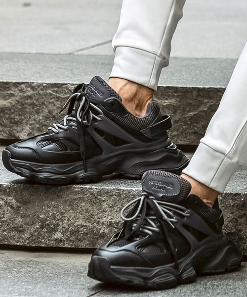 1PIU1UGUALE3 RELAX(ウノピゥウノウグァーレトレ リラックス