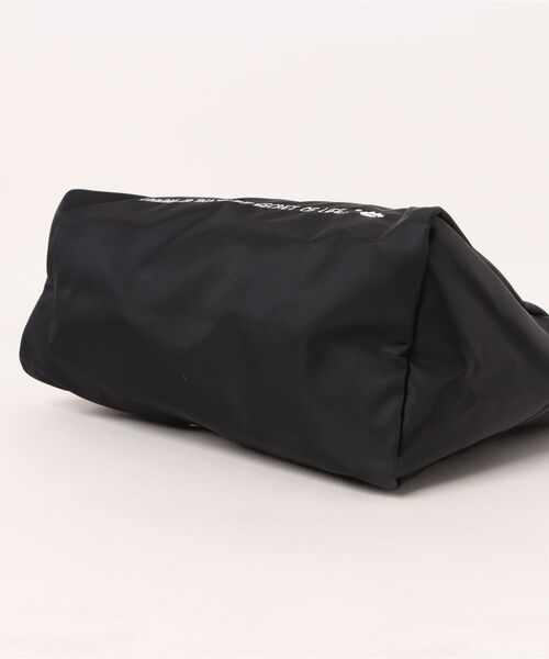 Manhattan Portage(マンハッタンポーテージ)の「BED-STUY SHOULDER BAG FLIGHT NYLON BACKING PEANUTS 25(ショルダーバッグ・レディース・ブラック・MEDIUM)」の20枚目の写真