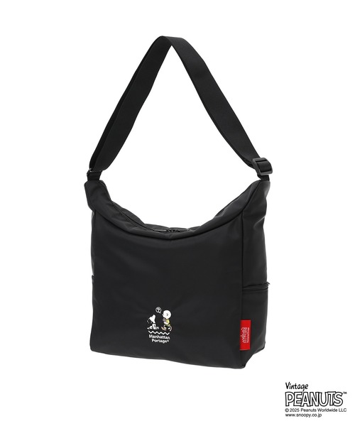 Manhattan Portage(マンハッタンポーテージ)の「BED-STUY SHOULDER BAG FLIGHT NYLON BACKING PEANUTS 25(ショルダーバッグ・レディース・ブラック・MEDIUM)」の6枚目の写真