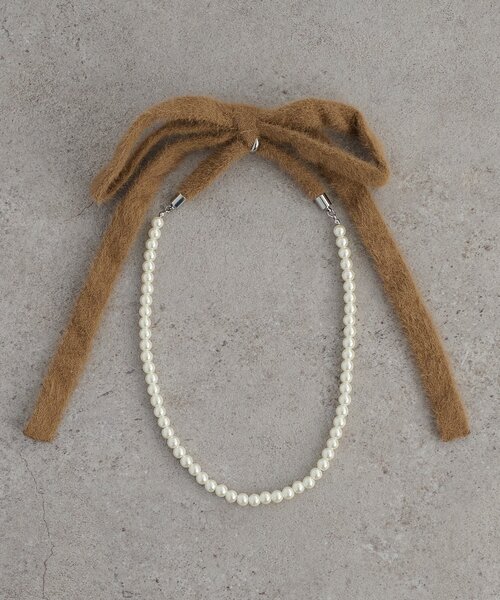 DISCOAT(ディスコート)の「【GOLDY】バックシャギーリボンパールネックレス(ネックレス・レディース・ブラック/ブラウン・FREE)」の1枚目の写真