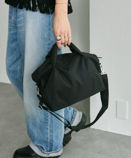 ear PAPILLONNER（イアパピヨネ）の「《撥水》ボストンバッグS（ボストンバッグ・レディース・ブラック/ブルー・FREE）」の22枚目の写真