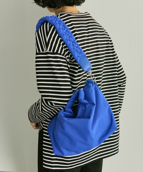 ear PAPILLONNER（イアパピヨネ）の「《撥水》ボストンバッグS（ボストンバッグ・レディース・ブラック/ブルー・FREE）」の7枚目の写真