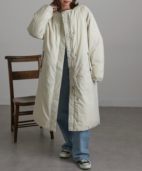 NANGA(ナンガ)の「【NANGA】NO COLLAR DOWN COAT ND2442-1C600(ダウンジャケット/コート・レディース・カーキ/アイボリー/ブラック・L/M/S)」の13枚目の写真