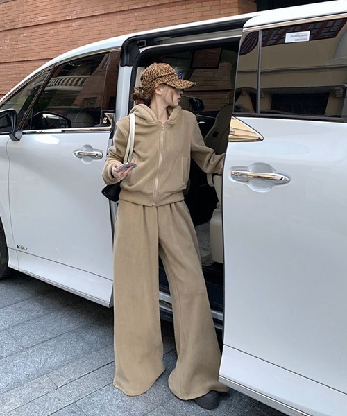 しいちゃん　遮光パーカー パンツ　セット　アイボリー ベージュ しいちゃん 遮光パーカー パンツセット｜Yahoo!フリマ（旧PayPayフリマ）