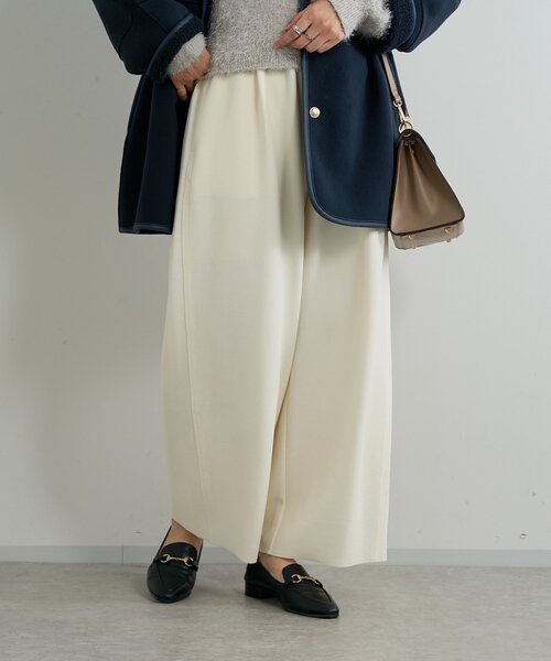 un dix cors（アンディコール）の「《オンオフ選ばず活躍》サンディカットジョーゼットカーブパンツ（スラックス・レディース・ブラック/オフホワイト/ライトグレー・FREE）」の4枚目の写真