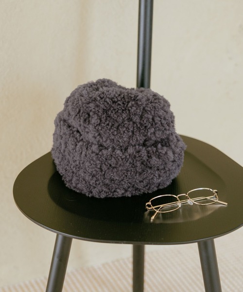 studio CLIP(スタディオクリップ)の「プードルファーワッチ(ニットキャップ/ビーニー・レディース・ナチュラル/チャコール/ブラウン・FREE)」の1枚目の写真