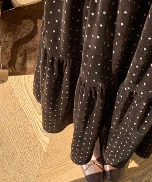 emi+（エミプラス）の「ドット柄ベロアロングスカート（スカート・レディース・ブラック/モカ・S/M）」の16枚目の写真