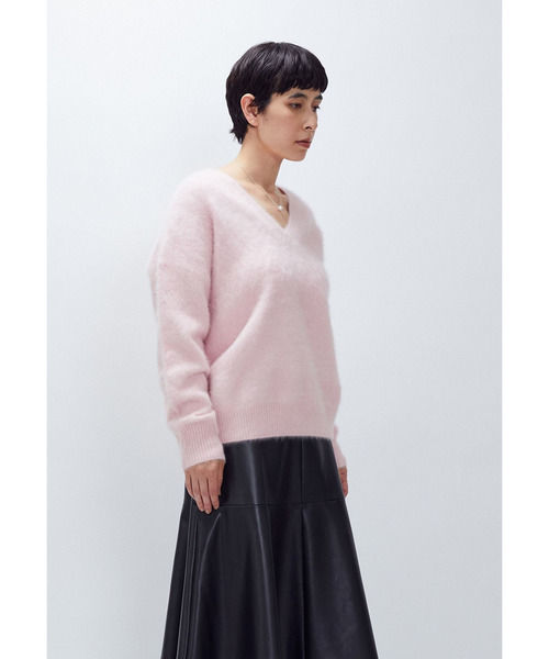 1er Arrondissement(プルミエアロンディスモン)の「FOXカシミアVネックプルオーバー(ニット/セーター・レディース・ベージュ/ピンク系その他4/ブラック系その他3・FREE)」の8枚目の写真