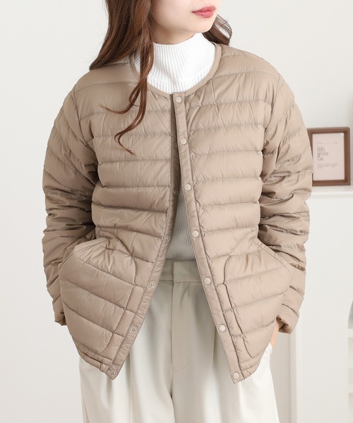 OMNES（オムネス）の「高密度ナイロンインナーダウンノーカラージャケット（ダウンジャケット/コート・レディース・アイボリー/カーキ/キャメル/ベージュ/ネイビー・WOMENS L/WOMENS M）」の3枚目の写真