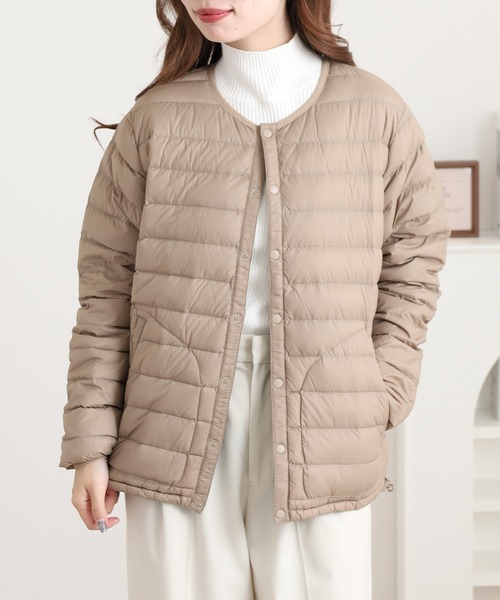 OMNES（オムネス）の「高密度ナイロンインナーダウンノーカラージャケット（ダウンジャケット/コート・レディース・アイボリー/カーキ/キャメル/ベージュ/ネイビー・WOMENS L/WOMENS M）」の12枚目の写真