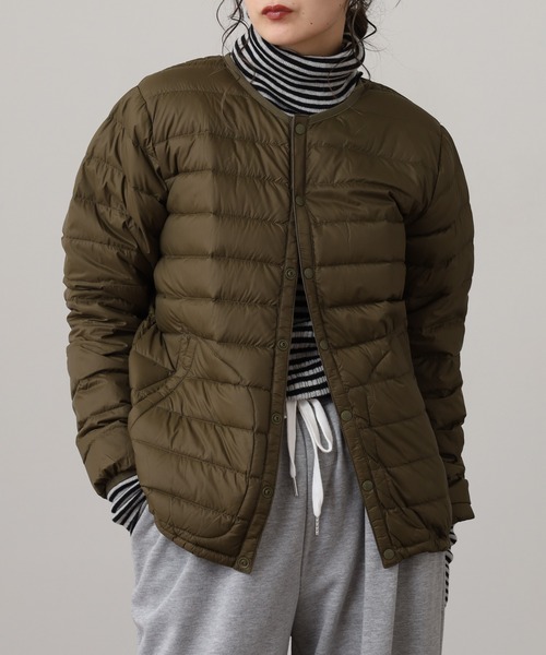 OMNES（オムネス）の「高密度ナイロンインナーダウンノーカラージャケット（ダウンジャケット/コート・レディース・アイボリー/カーキ/キャメル/ベージュ/ネイビー・WOMENS L/WOMENS M）」の16枚目の写真