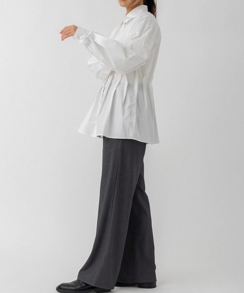 AJUGA.（アジュガ）の「ウエストタックシャツ（シャツ/ブラウス・レディース・チャコールグレー/ホワイト/ペールイエロー・S/M）」の17枚目の写真