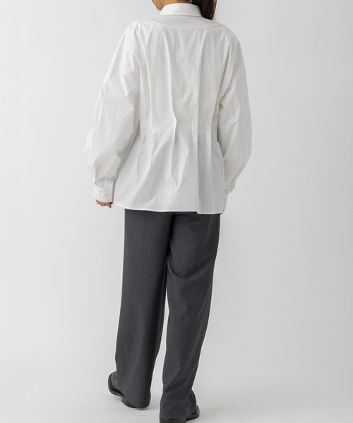 AJUGA.（アジュガ）の「ウエストタックシャツ（シャツ/ブラウス・レディース・チャコールグレー/ホワイト/ペールイエロー・S/M）」の18枚目の写真