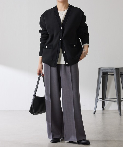 COLLAGE GALLARDAGALANTE（コラージュガリャルダガランテ）の「ラメストライプゴムベルトパンツ（スラックス・レディース・ベージュ/チャコールグレー・FREE）」の3枚目の写真