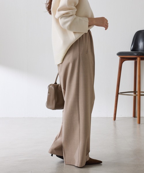 COLLAGE GALLARDAGALANTE（コラージュガリャルダガランテ）の「ラメストライプゴムベルトパンツ（スラックス・レディース・ベージュ/チャコールグレー・FREE）」の16枚目の写真