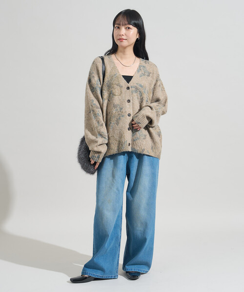 FREAK'S STORE(フリークスストア)の「フラワーペイント ニットカーディガン(カーディガン/ボレロ・レディース・ベージュ/グレー・フリ-)」の11枚目の写真